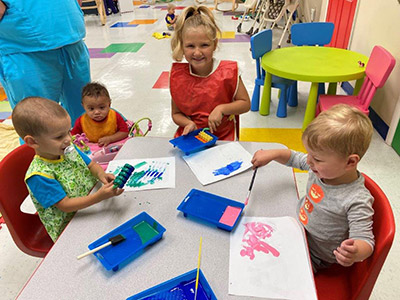 kids painting